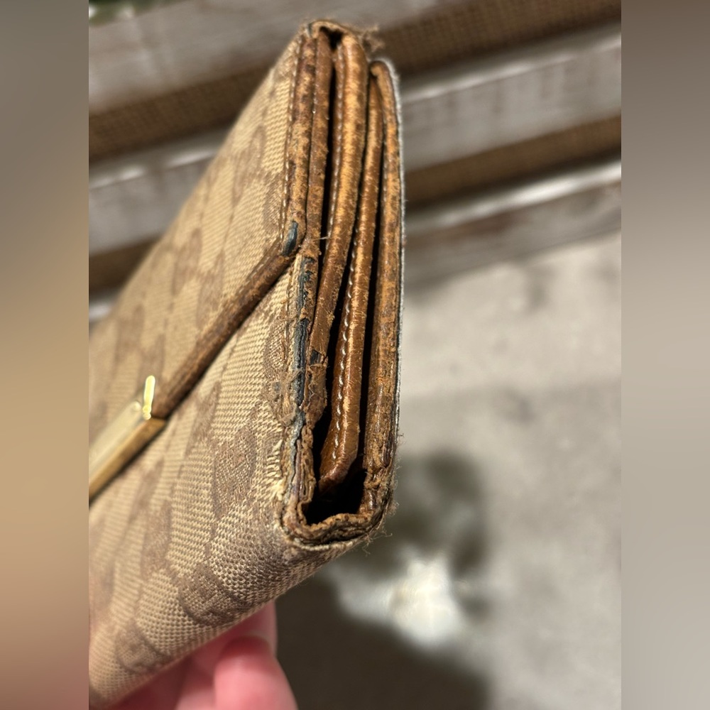 Gucci Continental Wallet - Picture 13 of 16